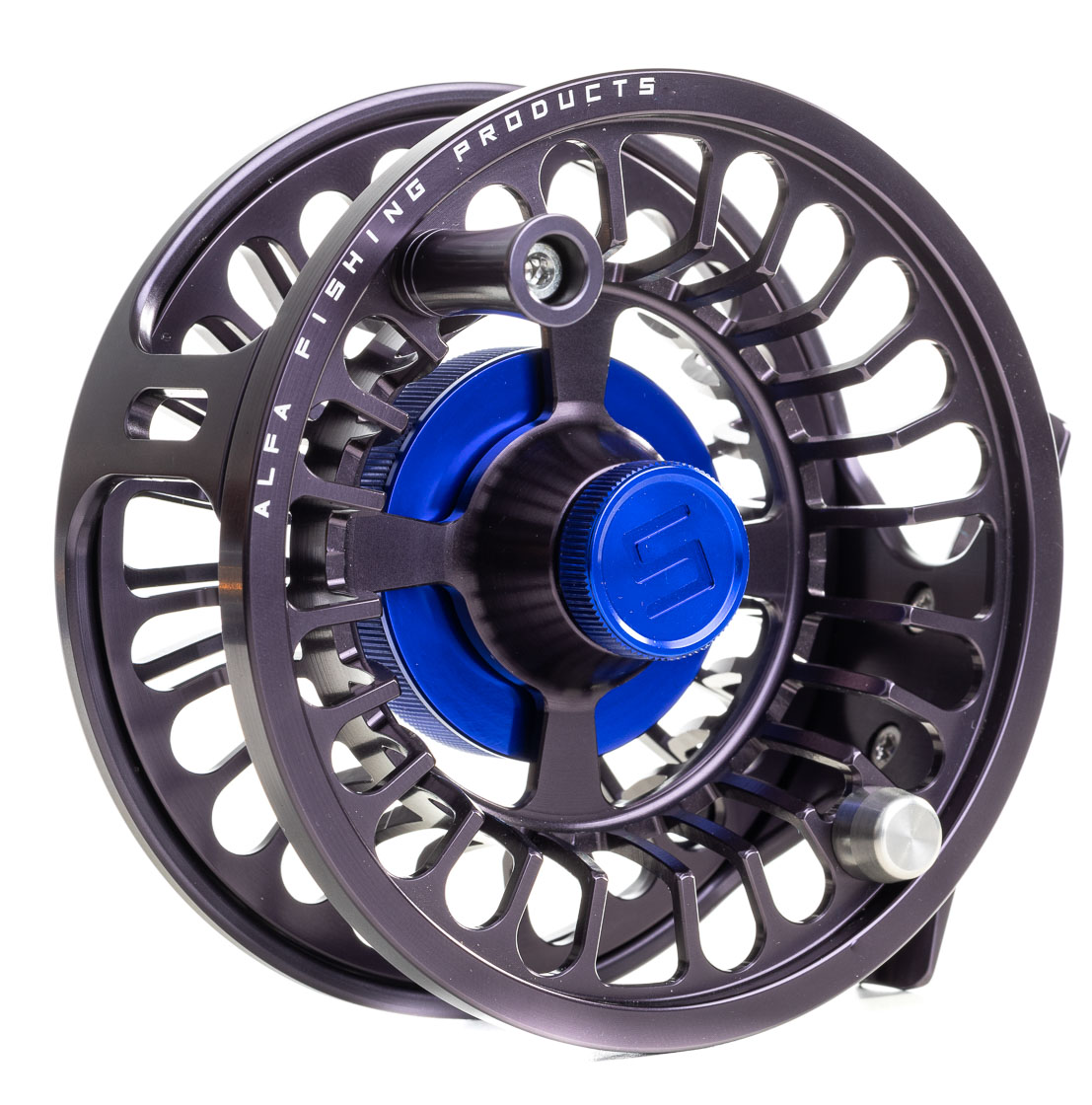 Alfa_Arctic_Fliegenrolle_gunsmoke_adh_3