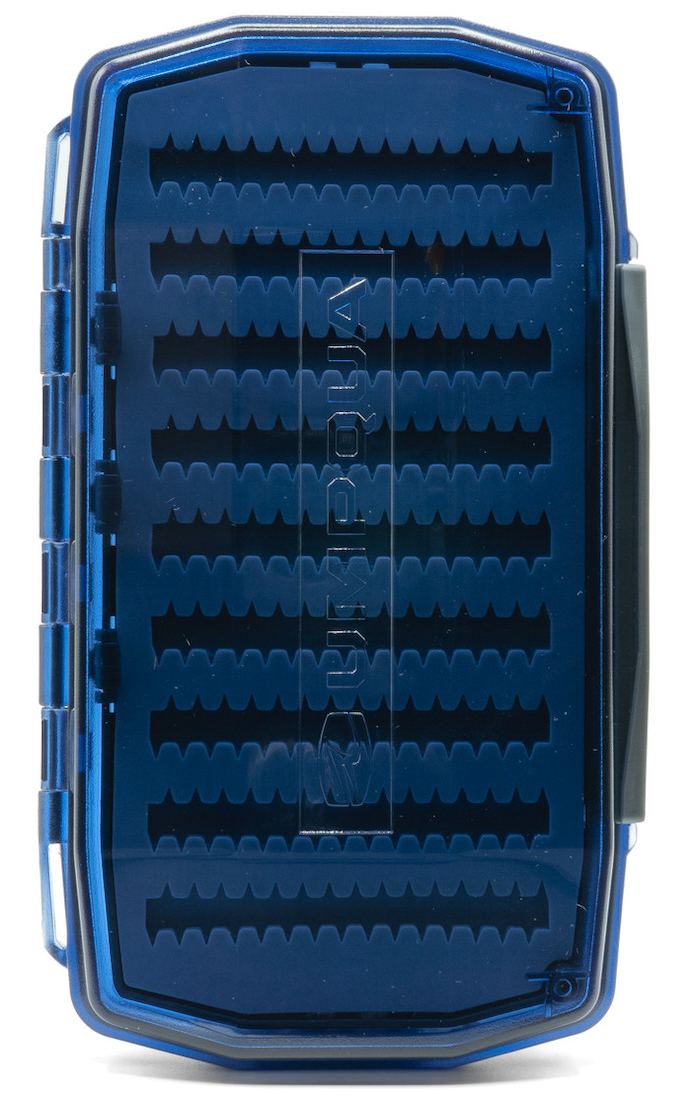 P-26657_Umpqua_UPG_Silikon_WP_Essential_Large_Fliegendose_Blue_