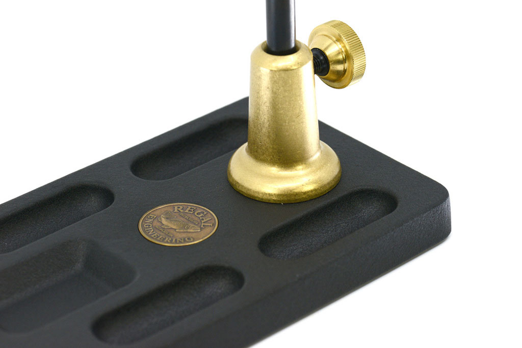 Regal_Aluminium_Pocket_Base_Bodenplatte