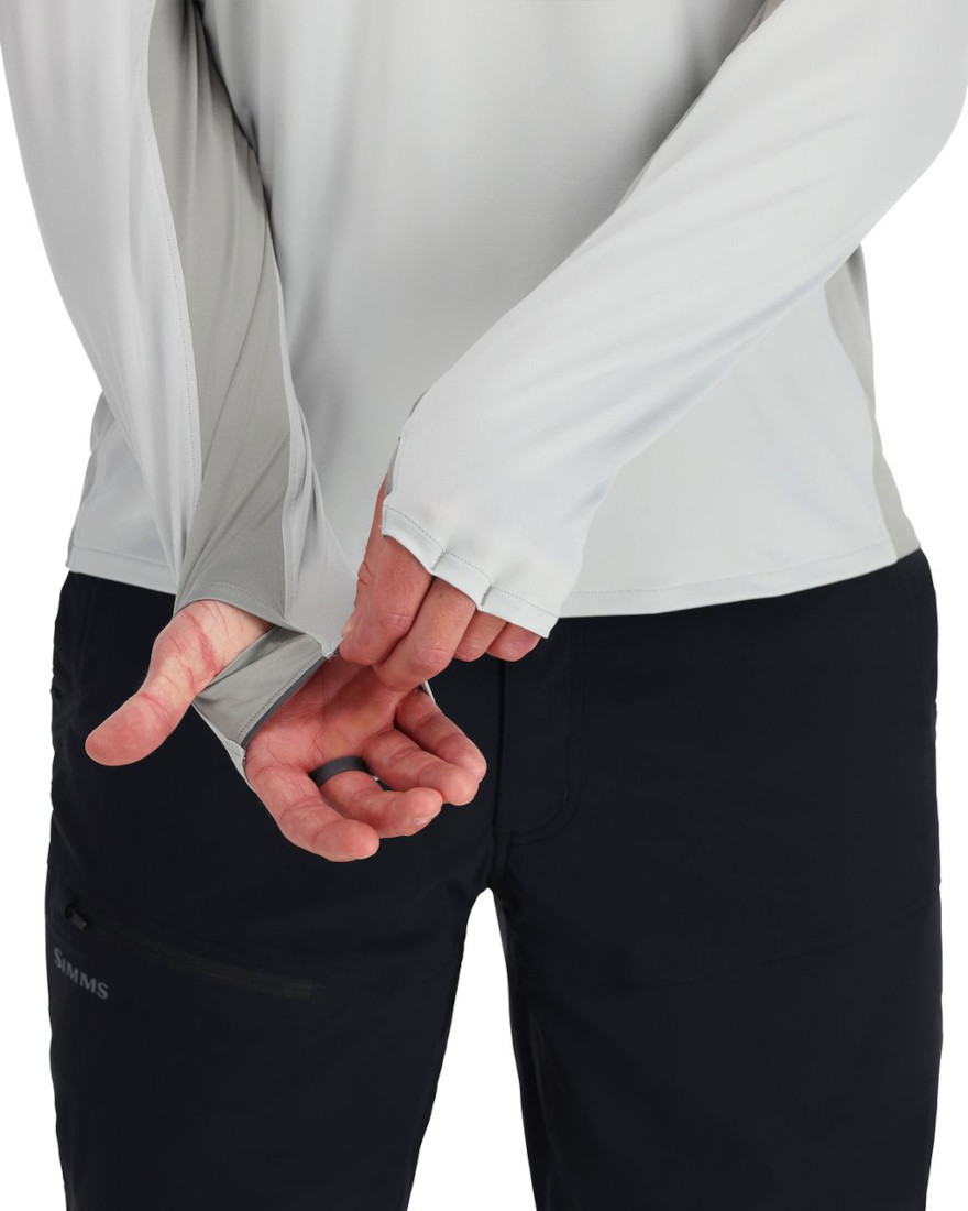 Simms_Solarflex_Crew_Langarmhemd_sterling_cinder_hand Beispiel (andere Farbe)