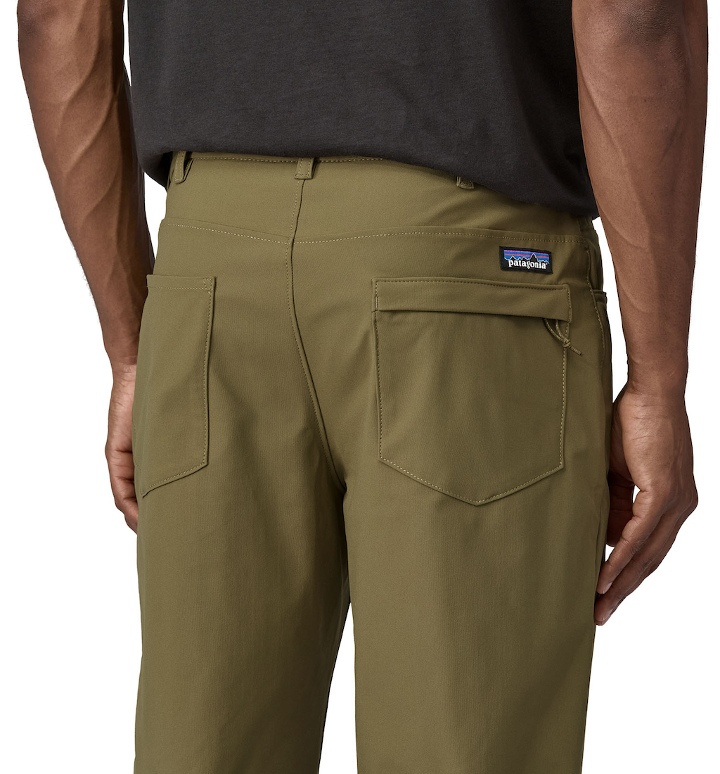 P-28990_patagonia_Transit_Traveler_5_Pocket_2