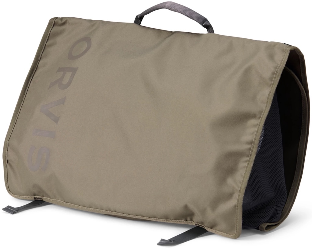 P-27334_Orvis_Wader_Mud_Room_Schutzunterlage_Wathose_an-_und_ausziehen_dusty_olive_1