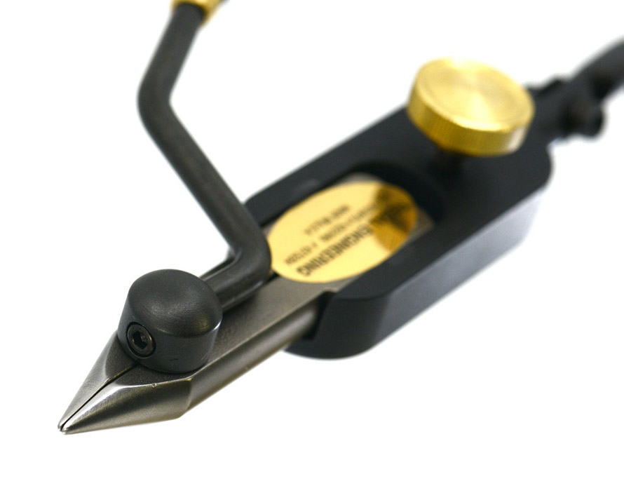 Regal_Medallion_Series_Stainless_Steel_Jaws_Bronze_Trad_Base_2