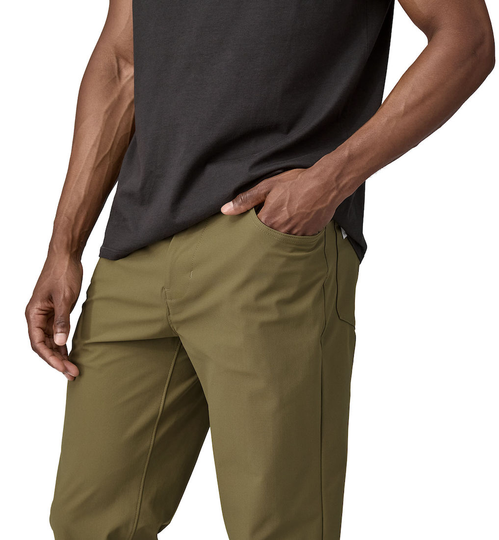 P-28990_patagonia_Transit_Traveler_5_Pocket_3