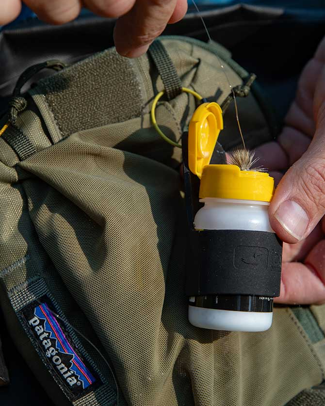 P-25718_Loon_Silicone_Medium_Bottle_Holder_4