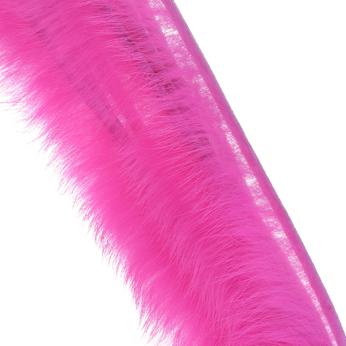 P-27131_Fulling_Mill_Premium_Selected_Rabbit_Zonker_Cross_Cut_pink