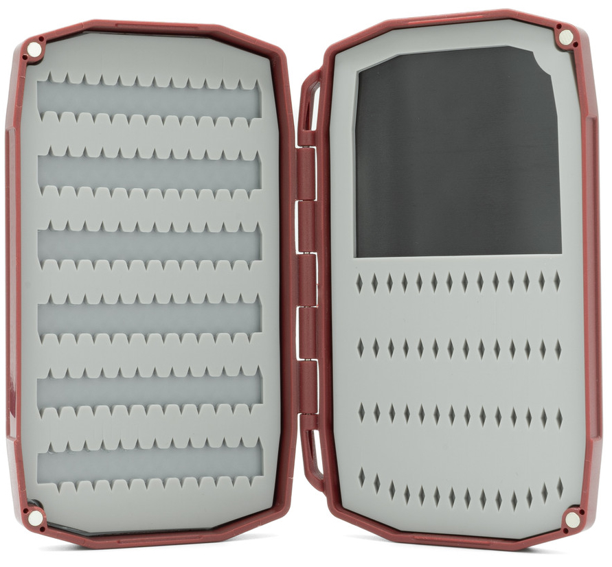 P-26662_Umpqua_UPG_Weekender_Silikon_mini_Claret_2 Umpqua UPG Silicone Weekender Mini Claret Fly Box