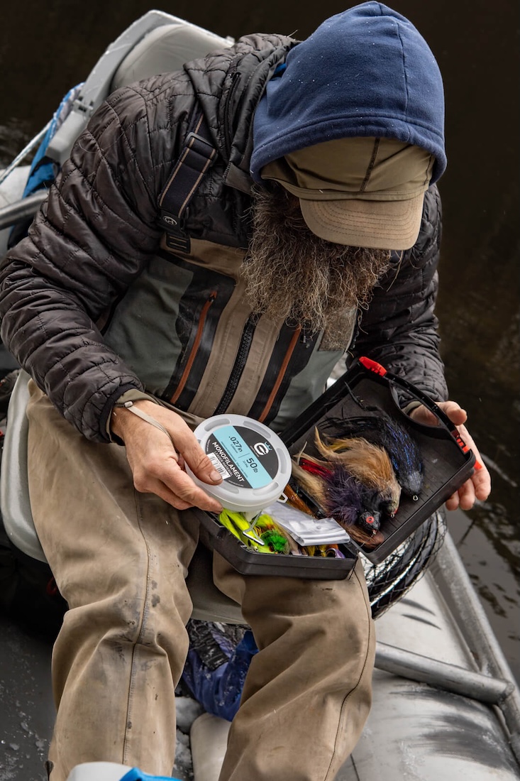 P-28544_Cortland_Saltwater_Monofilament_Nylon_Leader_Material_Cear_Vorfachmaterial_50_yds_Lifestyle