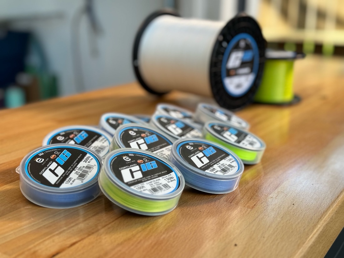 P-29305_Cortland_Wind-On_C_16_Leader_Vorfachmaterial_100ft_Spule_Lifestyle_1