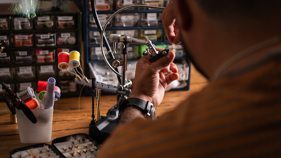 Top 10 Tools zum Einstieg ins Fliegenbinden Top 10 Tools to Start Fly Tying