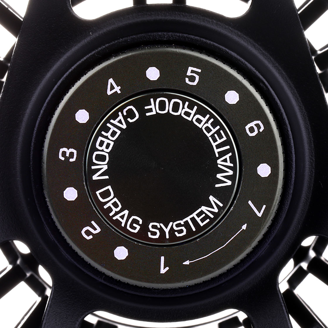 P-19191_soldarini_fliegenrolle_dynamic_detail_