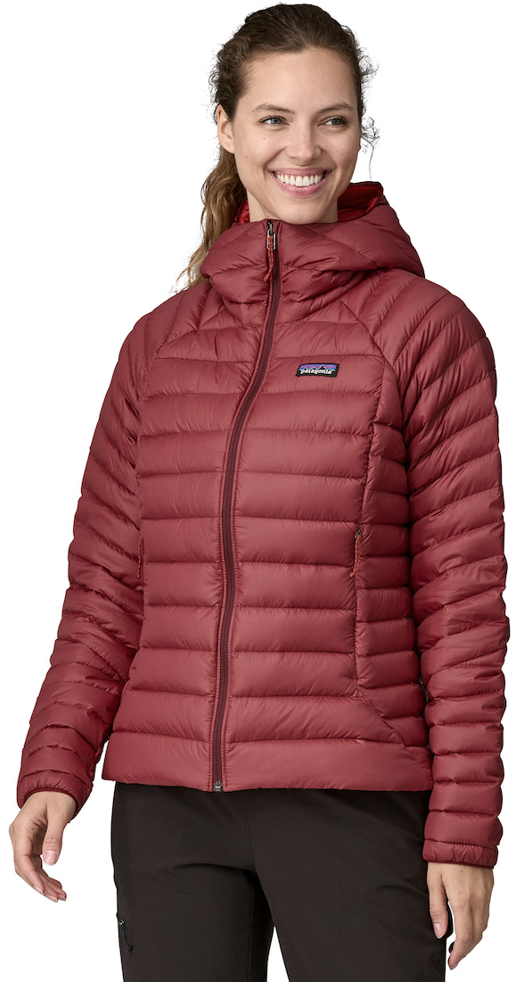 P-28862_Patagonia_Down_Sweater_Oxide_Red_Womens_3