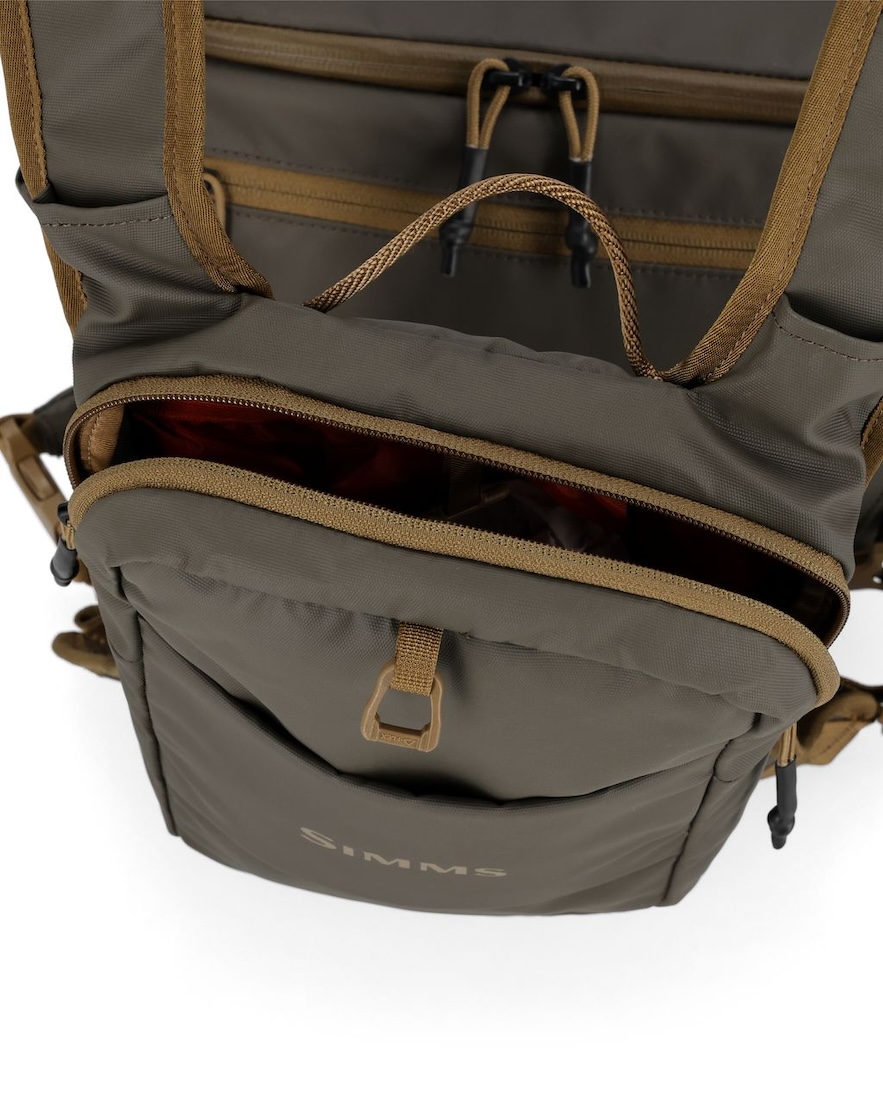 P-28366_Simms_Headwaters_Chest_pack_Hickory_6