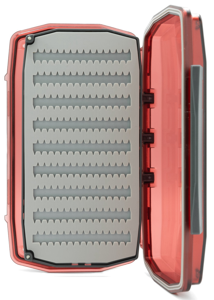 P-26663_Umpqua_Fliegendose_UPG_Silicone_WP_Weekender_Claret_4