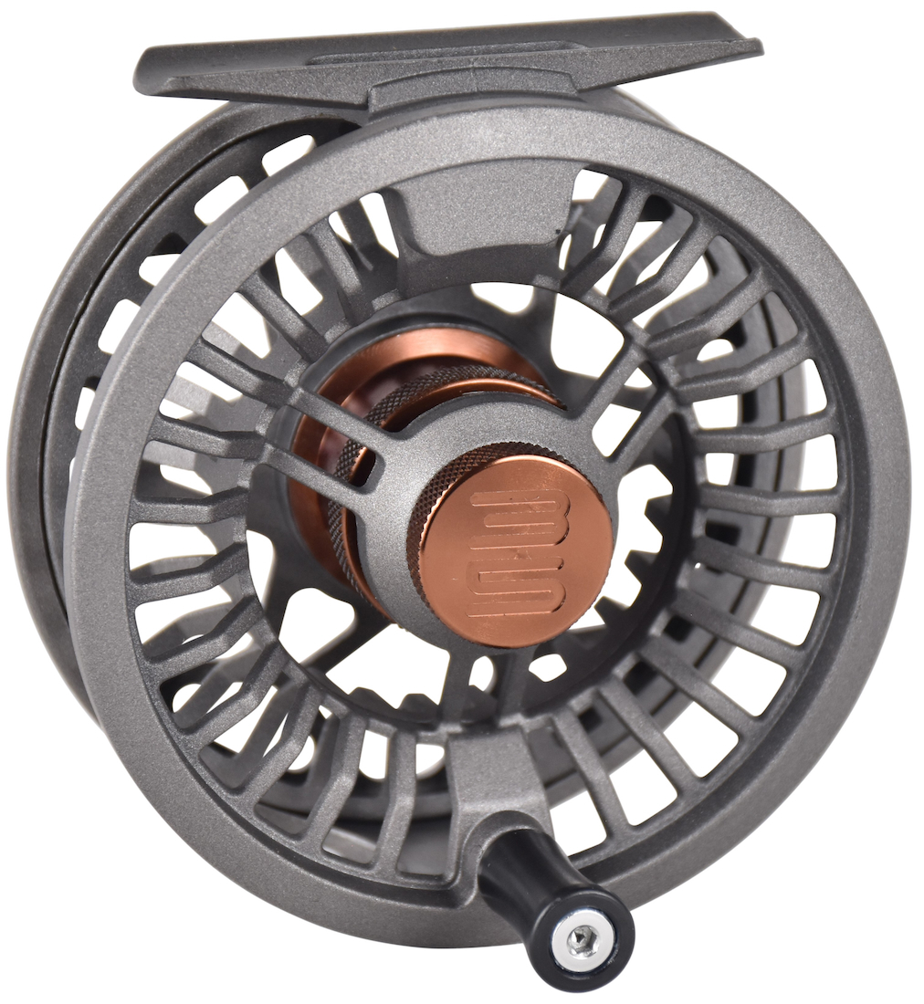 P-25673_JMC_Soon_Fliegenrolle_Brass_WTgvhVdIpXbMZ