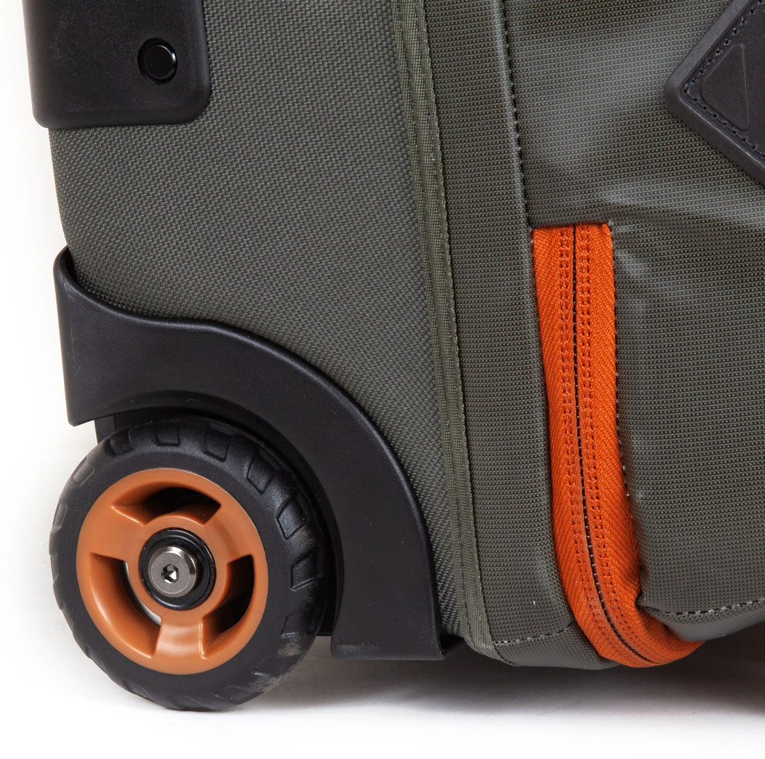 Fishpond_Stormshadow_Rolling_Carry_On_Tasche_5