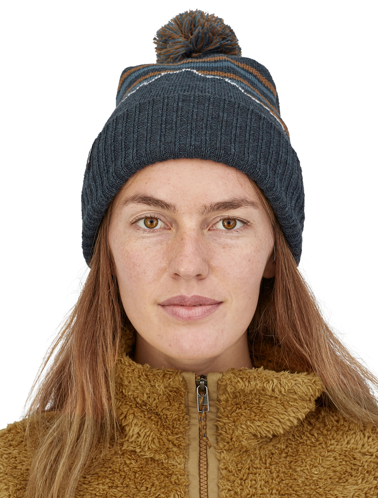 P-22779_Patagpnia_Powder_Town_Beanie_FISS_3