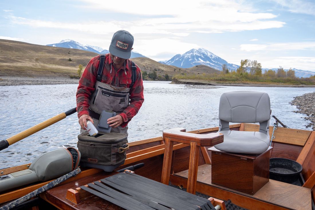 Fishpond_Blizzard_Soft_Cooler_peat_12