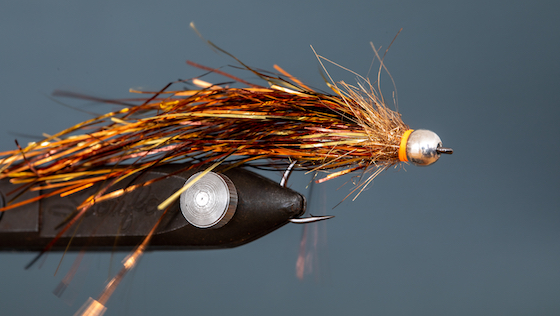 Bindevideo 'Simple Flies - Flashy Minnow Streamer' Fly Tying Video 'Simple Flies - Flashy Minnow Streamer'