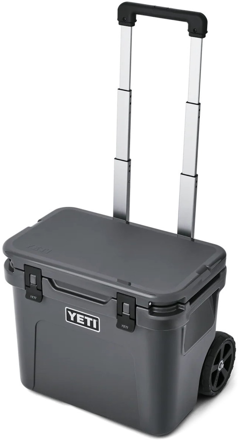Yeti Roadie 32 Wheeled Cool Box charcoal