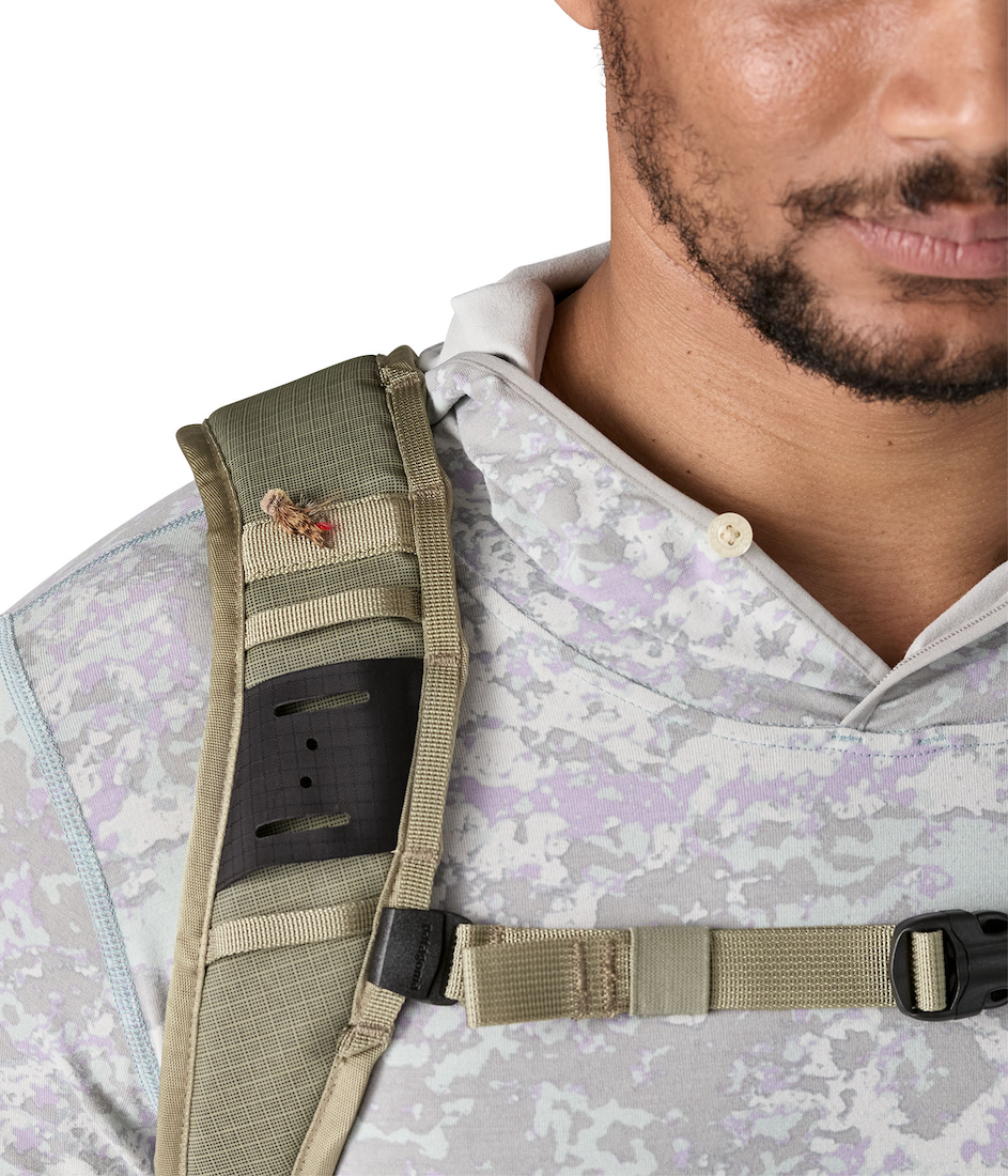 P-28231_Patagonia_Stealth_Backpack_25L_Rucksack_River_Rock_Green_5 Example RVGN