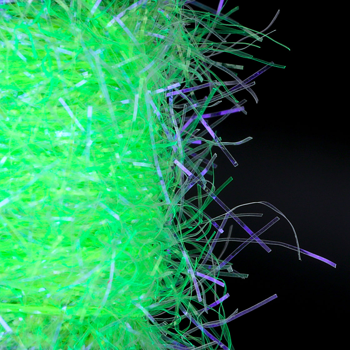 P-23477_veevus_uv-body_fuzz_large_detail