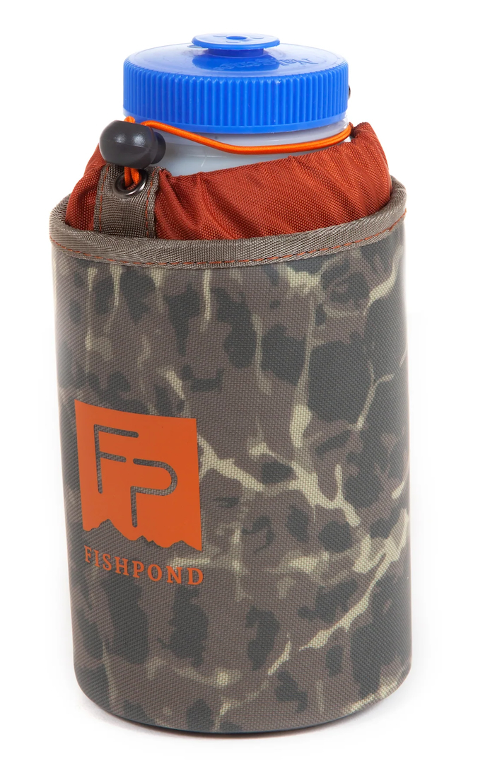 P-25584_Fishpond_thunderhead_water_Botle_Holder-Camo_Shadowcast_