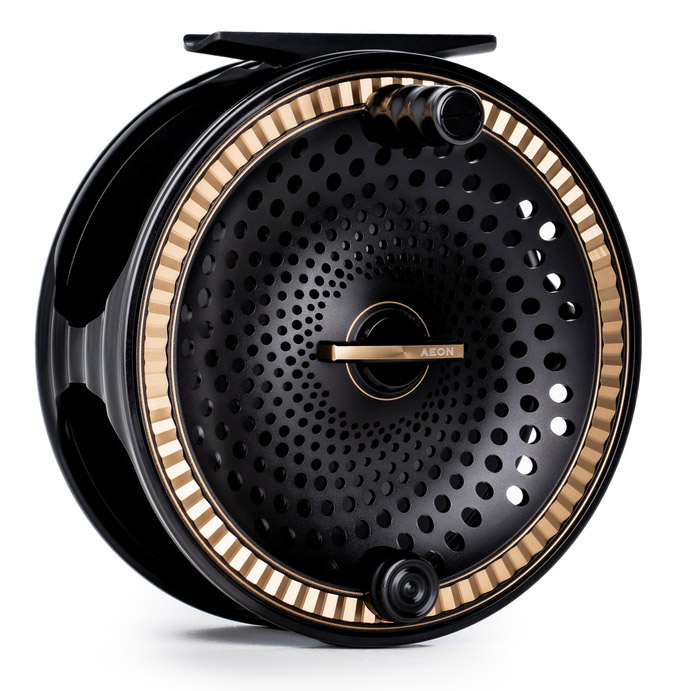 Guideline_AEON_Fliegenrolle_Black_Gold_1