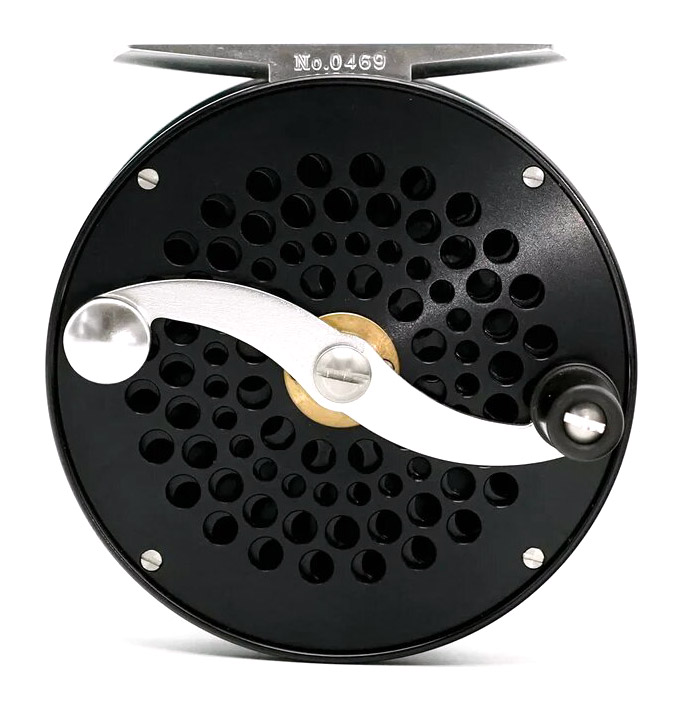 Iwana Trout Series Fly Reel black