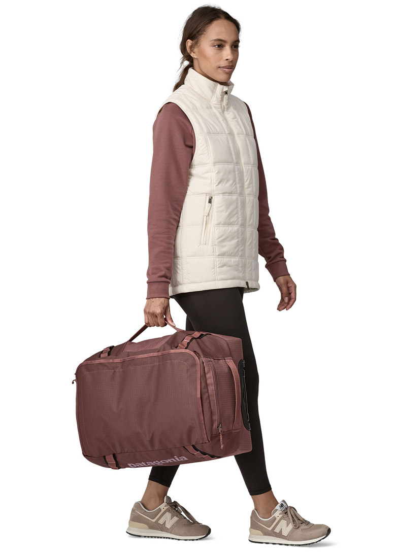 Patagonia_Black_Hole_Wheeled_Duffel_40L_DLMA_4