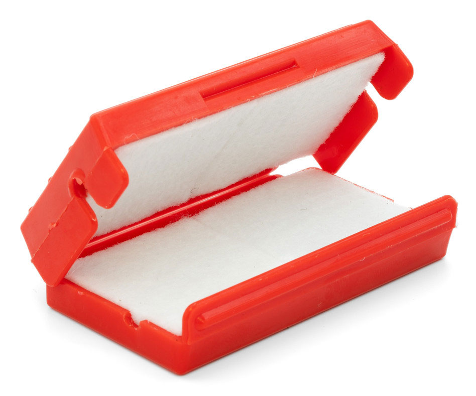 Umpqua_Glide_Line_Dressing_Box_open