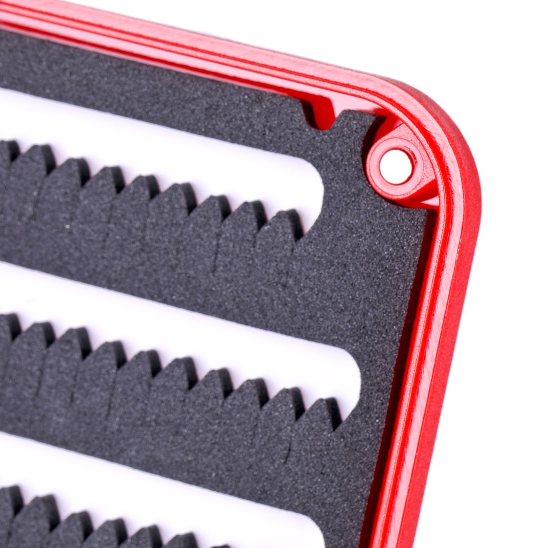 P-24234_fulling-mill_pocket-box_fliegenbox_stealth_red_detail