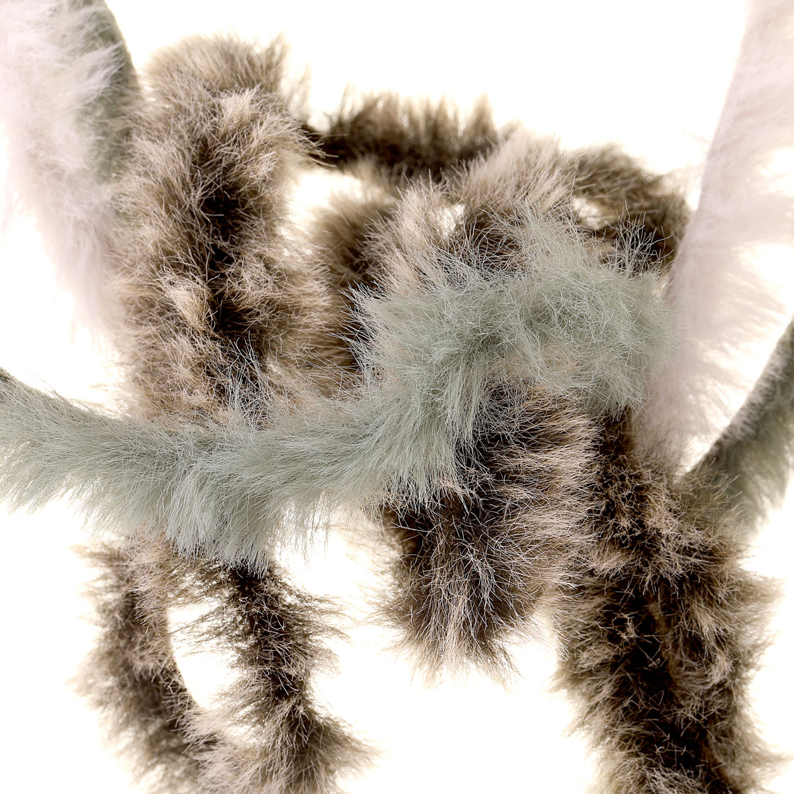 P-17608_semperfli_synthetic_rabbit_zonker_strips_detail