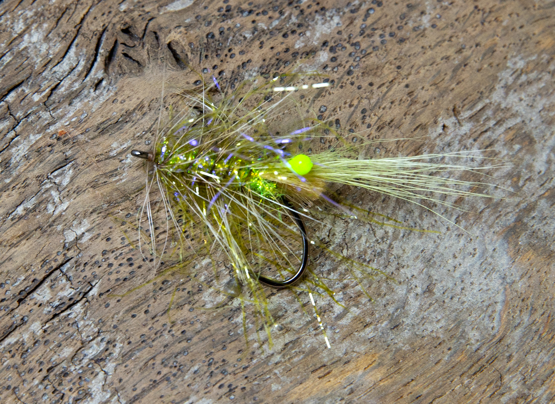 P-24816_adh-Fishing_Meerforellenfliege_LT_Alive_Shrimp_Tan_Lifestyle_