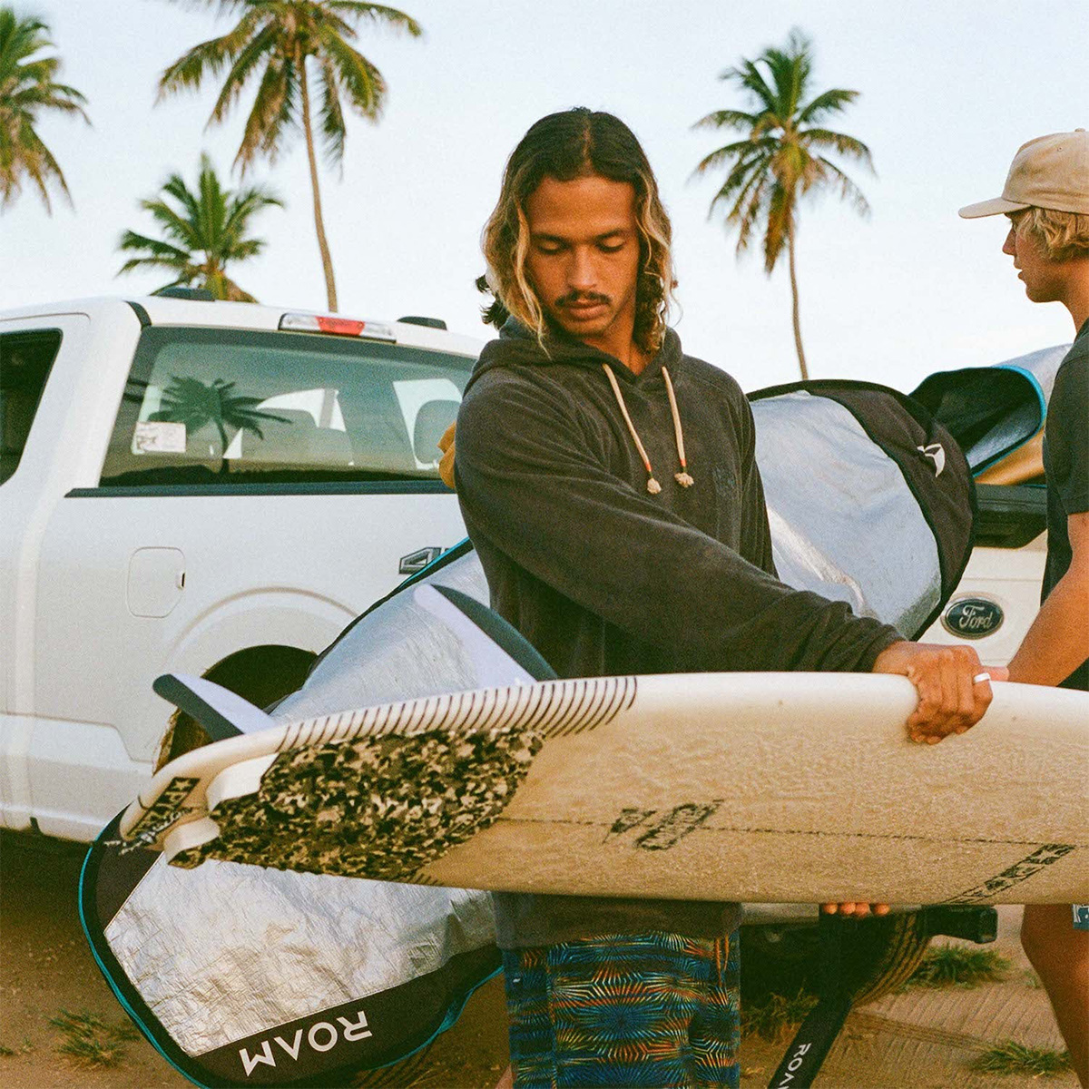 Howler_Brothers_Terrycloth_Comfortable_Hoodie_antique_black_7