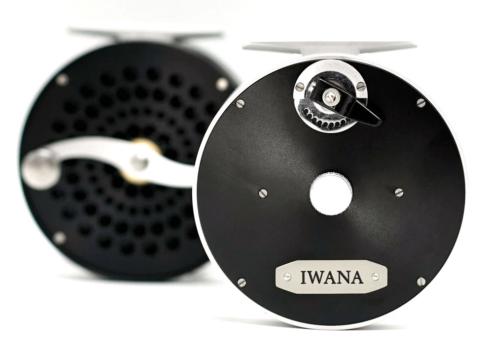 Iwana_Salmon_Fly_Reel_black_silver_6