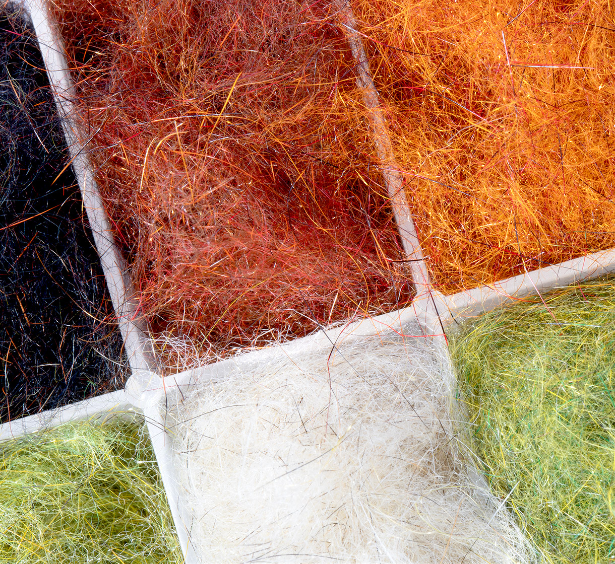 P-03675-Dubbing-Dispenser-Wapsi-SLF-Squirrel-Dubbing-detail