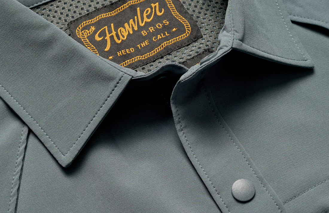 media/image/P-26003_Howler_Brothers_Emerger_Tech_sunshade_Longsleeve_Dark_Slate_5.jpg