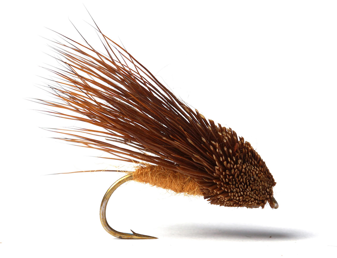 Guideline Dry Fly - Streaking Caddis golden brown