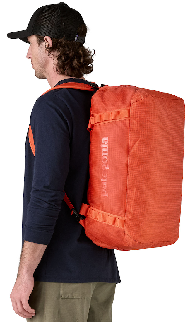 P-28101_Patagonia_Black_Hole_Duffel_40L_PLNO_3 Example PLNO