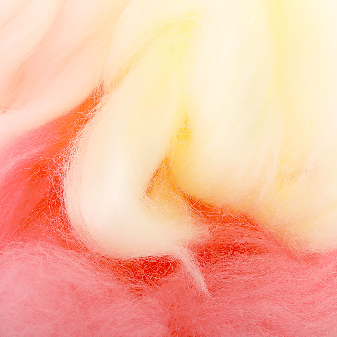 P-17606_semperfli_egg-yarn_detail