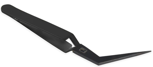 Loon Mini Curved  D-Loop Tweezer - Black Loon Mini Curved  D-Loop Tweezer - Black
