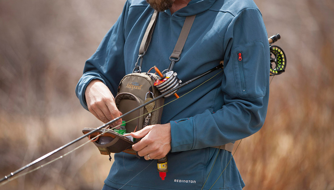 fishpond_San_Juan_Vertical_Chest_Pack