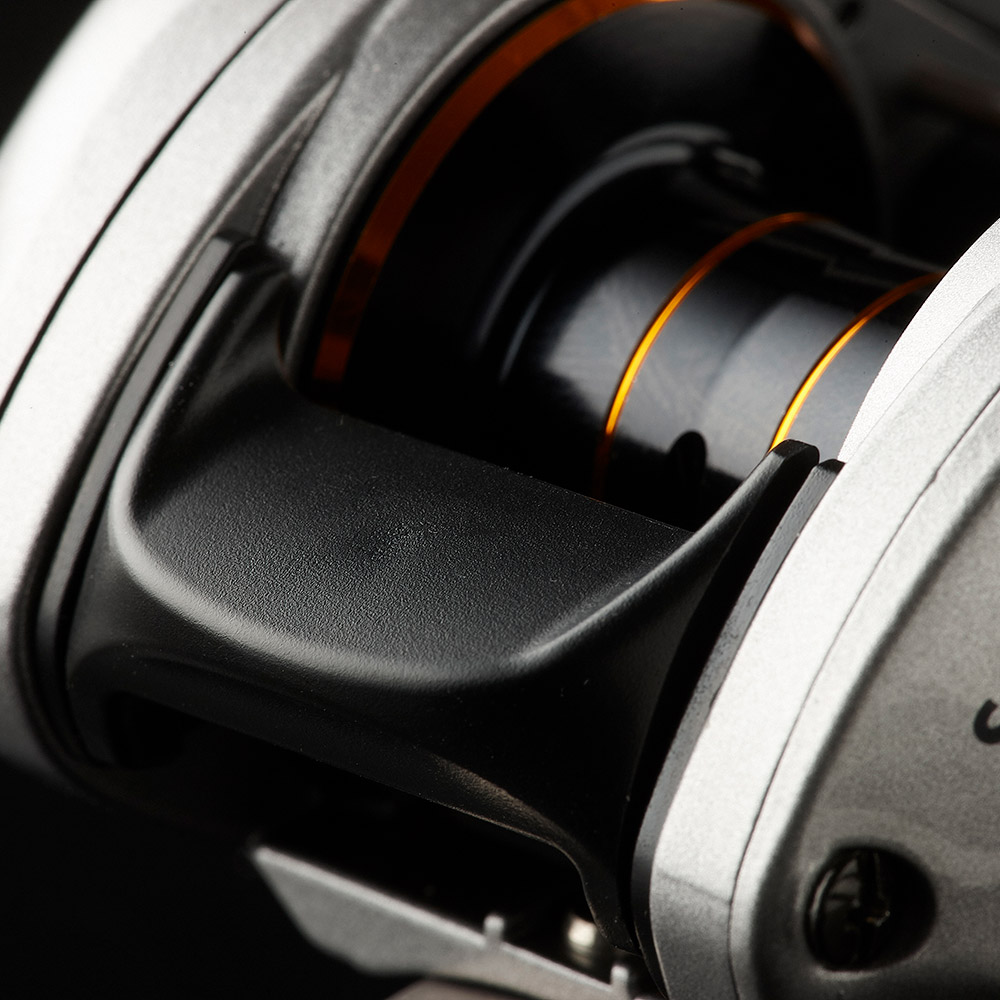 Savage Gear Baitcasting Reel SG 6 250 LH