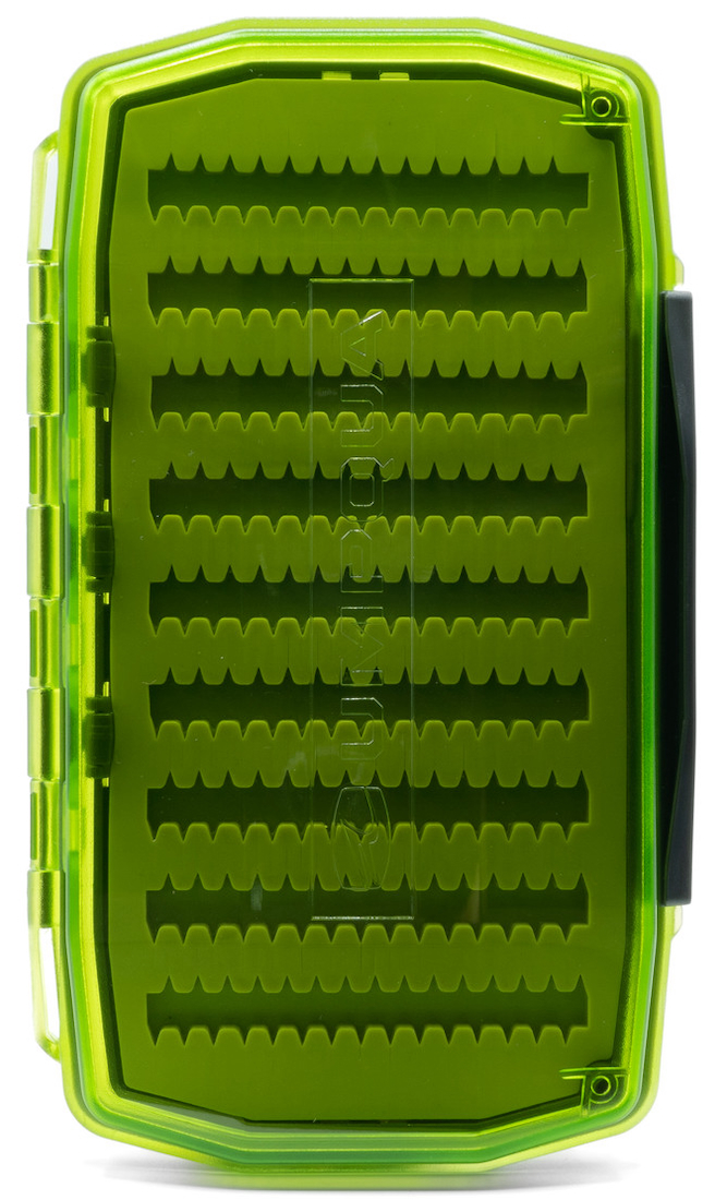 P-26658_Umpqua_WP_Silikon_Essential_Large_Hot_Green_Fliegendose_