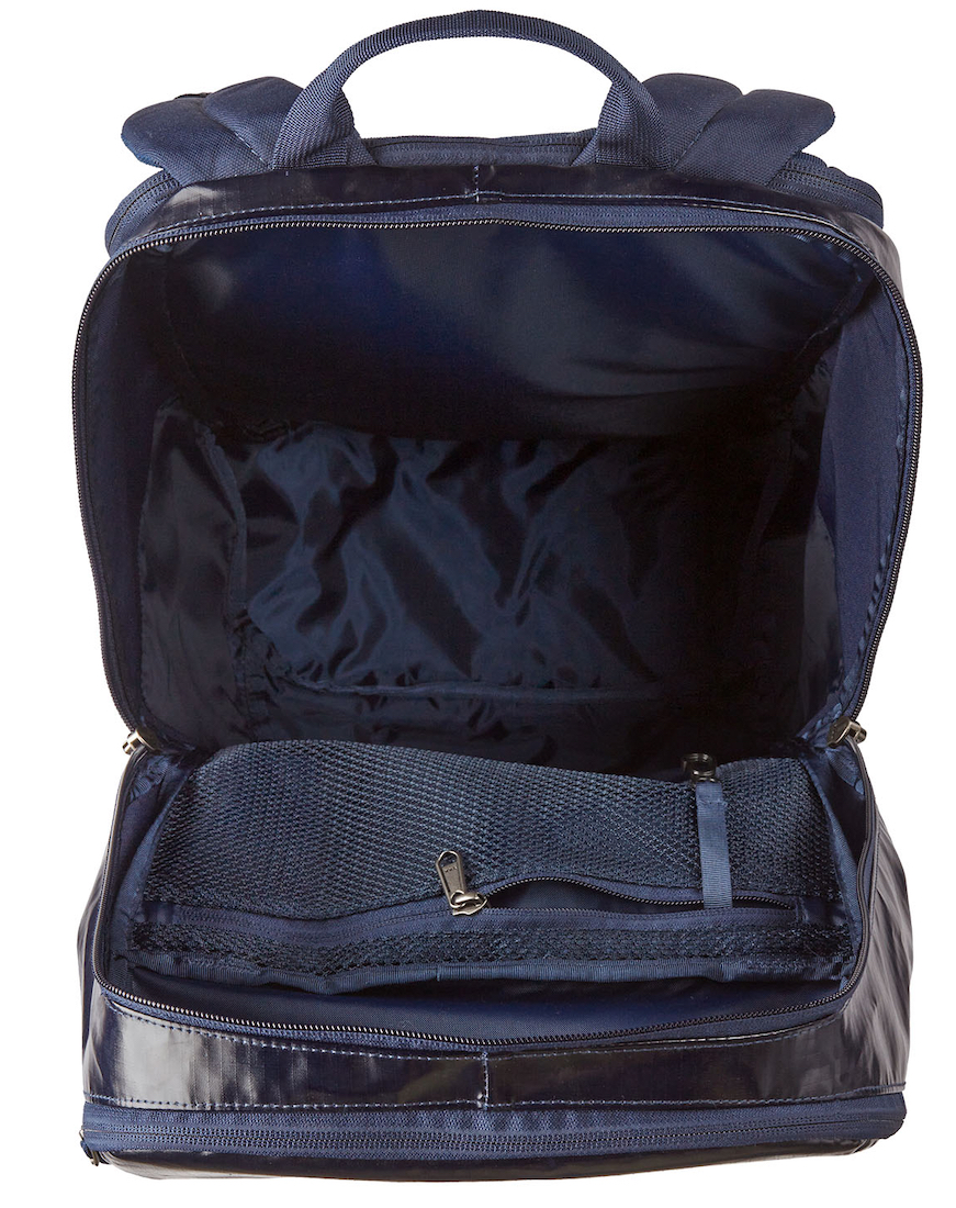 P-22910_Patagonia_Black_Hole_Pack_32L_CNY_3 Example CNY