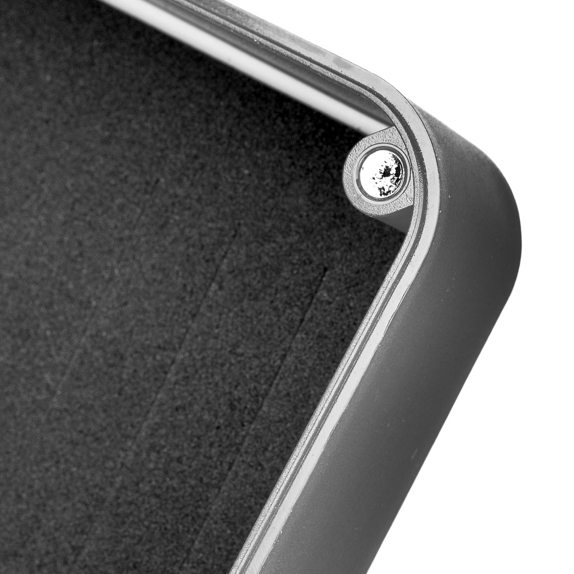 P-24243_fulling-mill_streamer_max-box_fliegenbox_grey_detail