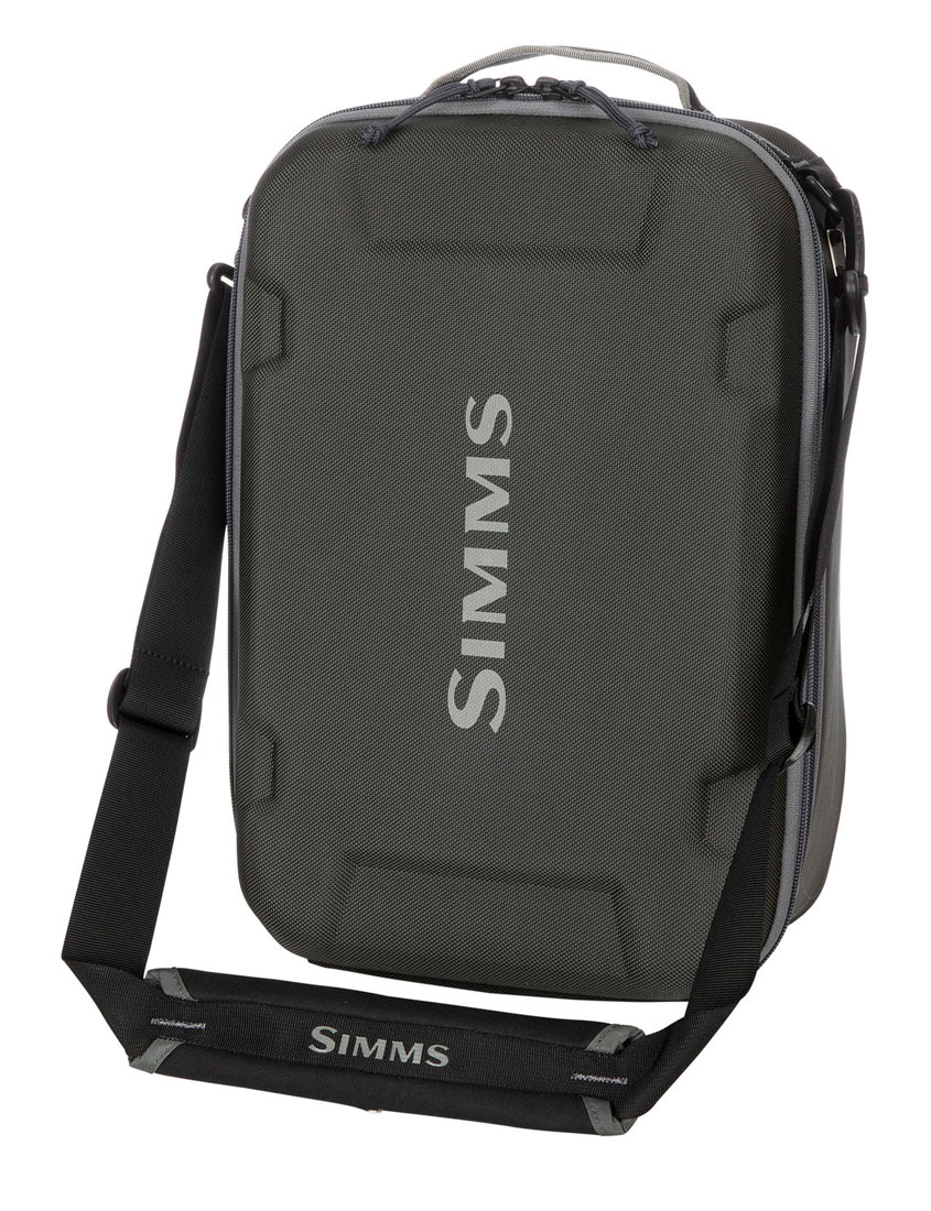 Simms GTS Reel Vault carbon