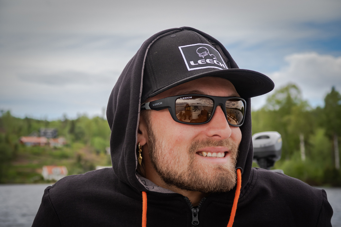 Leech_Moonstone_Yellow_Polbrille_Yellow_Example