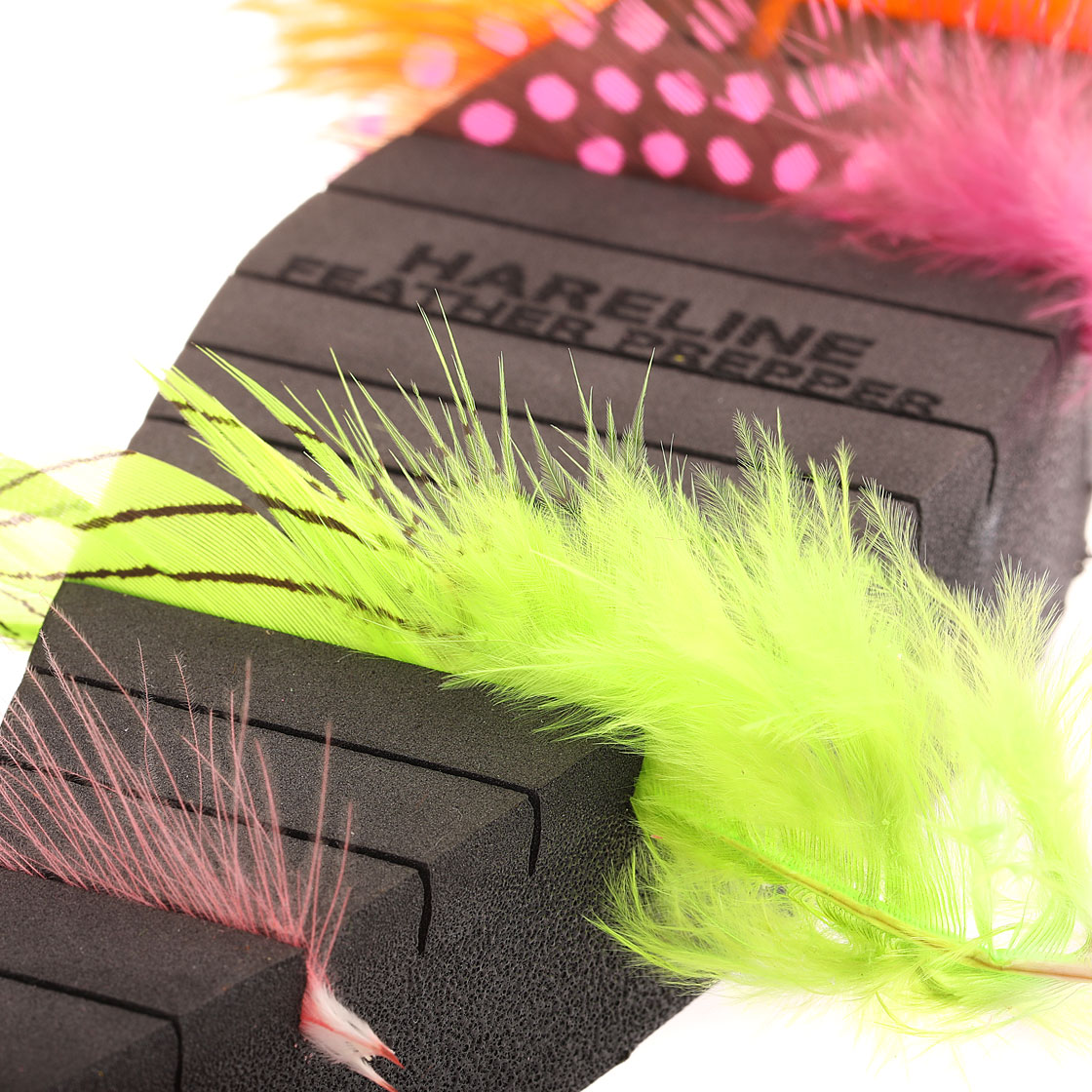 P-18124_hareline_feather-prepper_detail